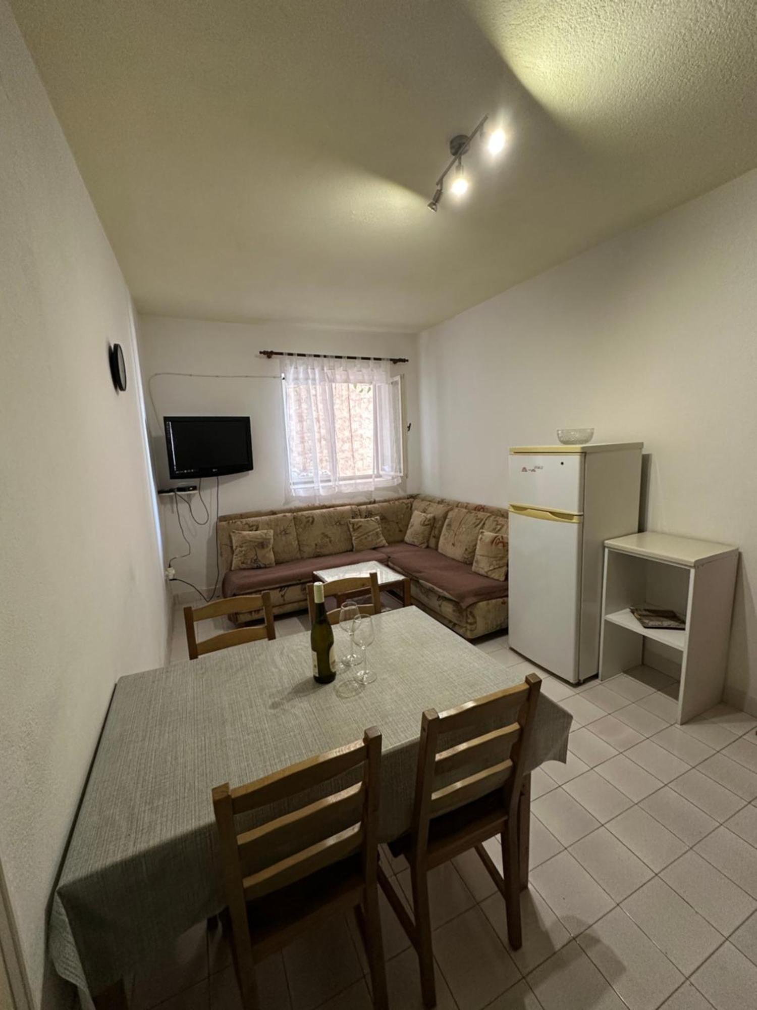 Apartmani Jurica I Ankica Brela Ngoại thất bức ảnh