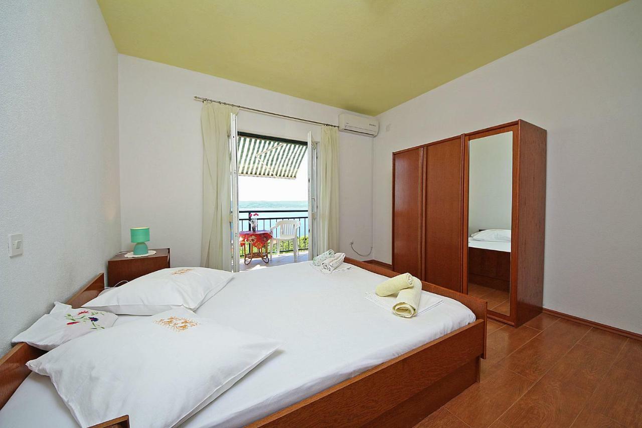 Apartmani Jurica I Ankica Brela Ngoại thất bức ảnh