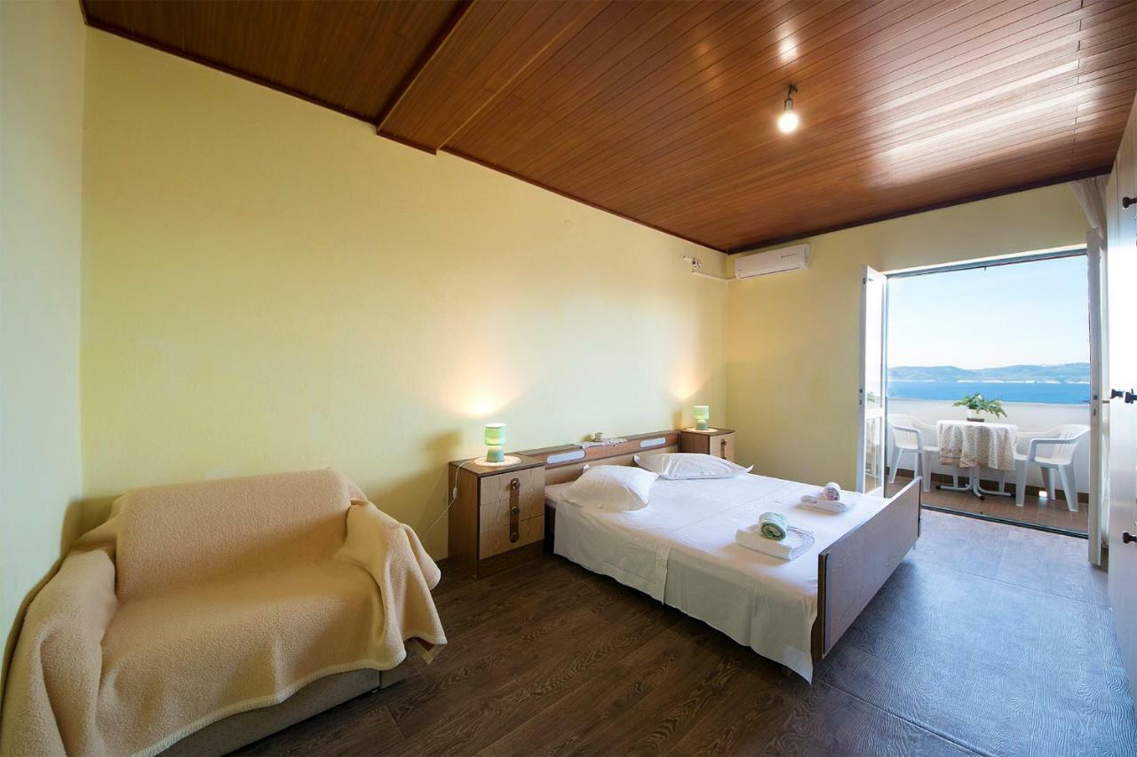 Apartmani Jurica I Ankica Brela Ngoại thất bức ảnh